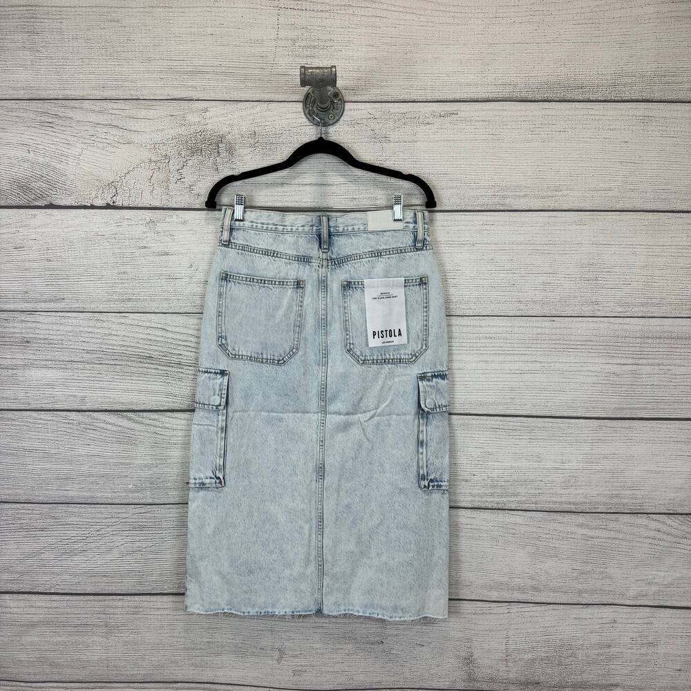 Pistola Women's Light Wash Mckayla Low Slung Cargo Jean Skirt Size 28 - Picture 7 of 8
